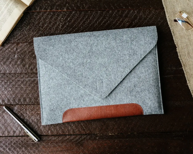 Повстяний чохол Gmakin для ноутбука MacBook Air Pro 13" New конверт папка для макбук із повсті сірий GM10-13New фото